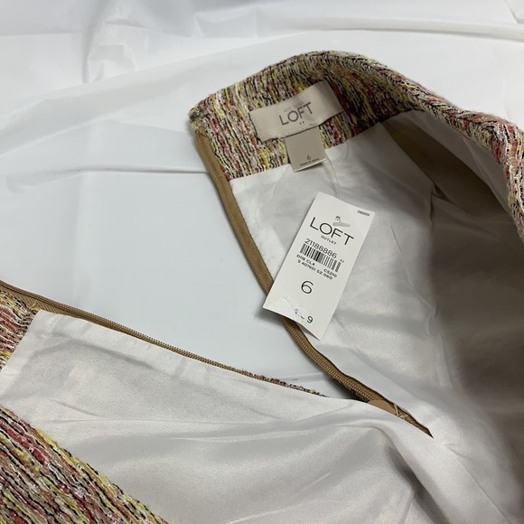 LOFT Multicolor Skirt with button pockets and zip up closure Size 6 NWT - Picture 6 of 6